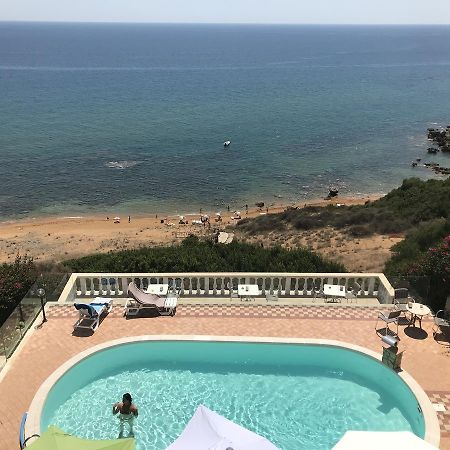 مبيت وإفطار Isola Di Capo Rizzuto Casa Elvira المظهر الخارجي الصورة