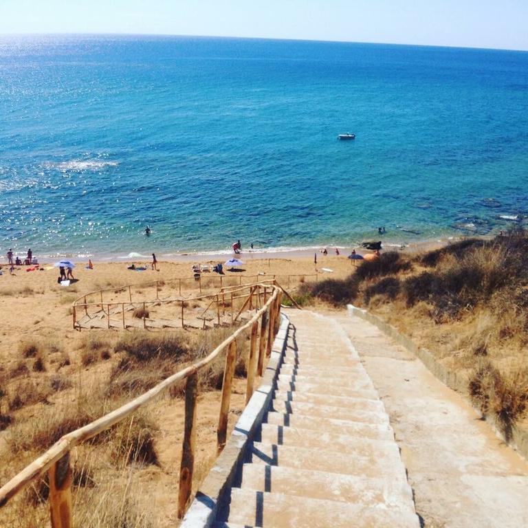 مبيت وإفطار Isola Di Capo Rizzuto Casa Elvira المظهر الخارجي الصورة