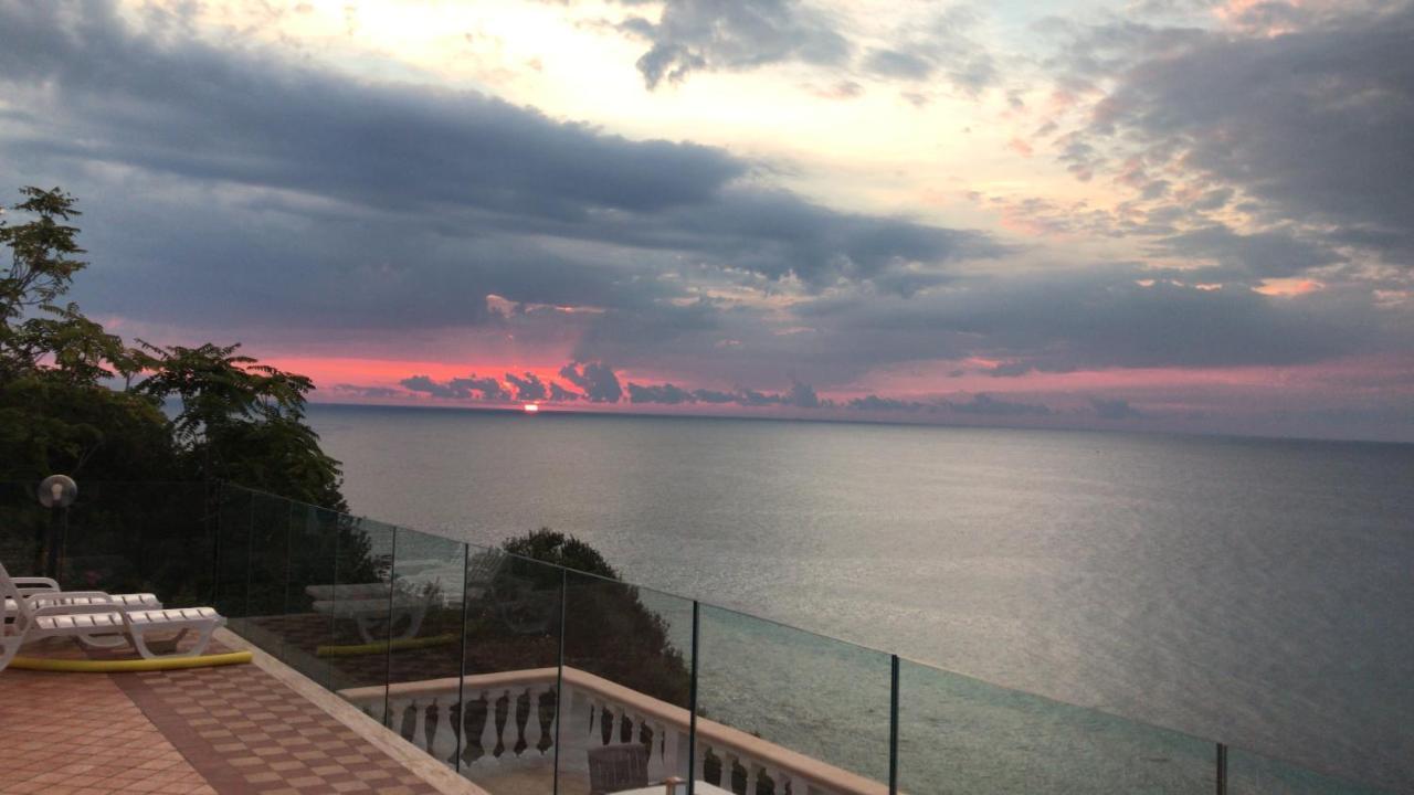 مبيت وإفطار Isola Di Capo Rizzuto Casa Elvira المظهر الخارجي الصورة