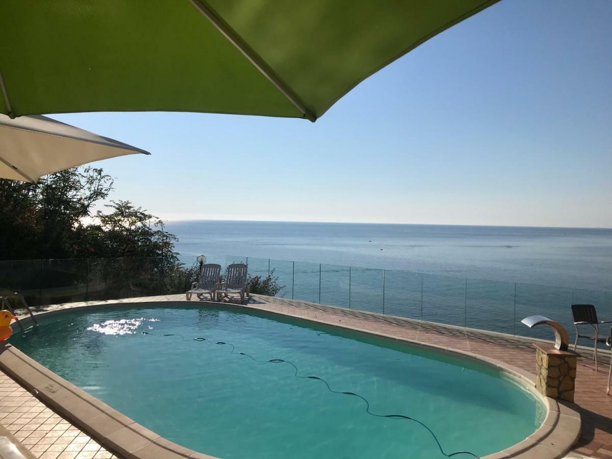 مبيت وإفطار Isola Di Capo Rizzuto Casa Elvira المظهر الخارجي الصورة