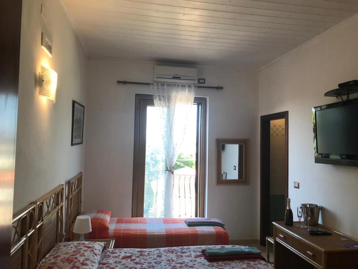 مبيت وإفطار Isola Di Capo Rizzuto Casa Elvira المظهر الخارجي الصورة
